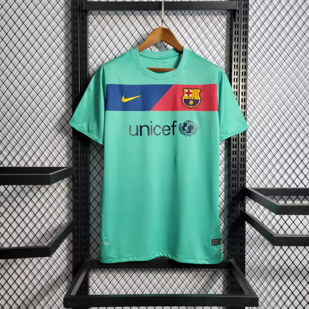 Barca 10/11 Away Shirt