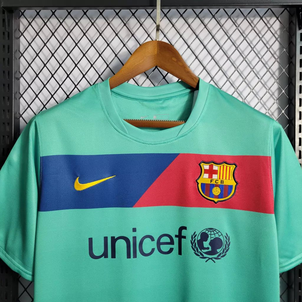 Barca 10/11 Away Shirt