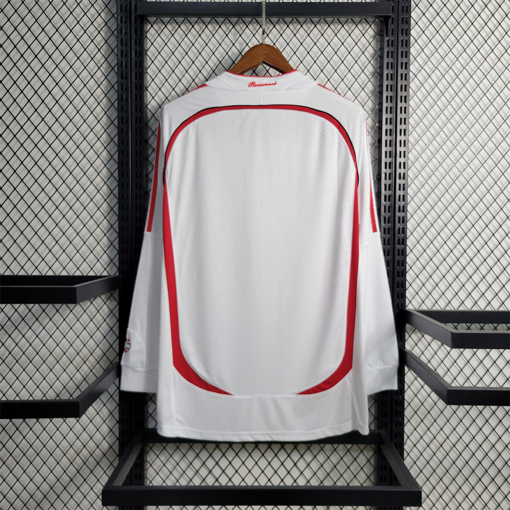 Milan 2007 LongSleeve UCL Home