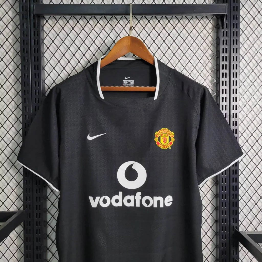 Man United 03/04 Away Shirt