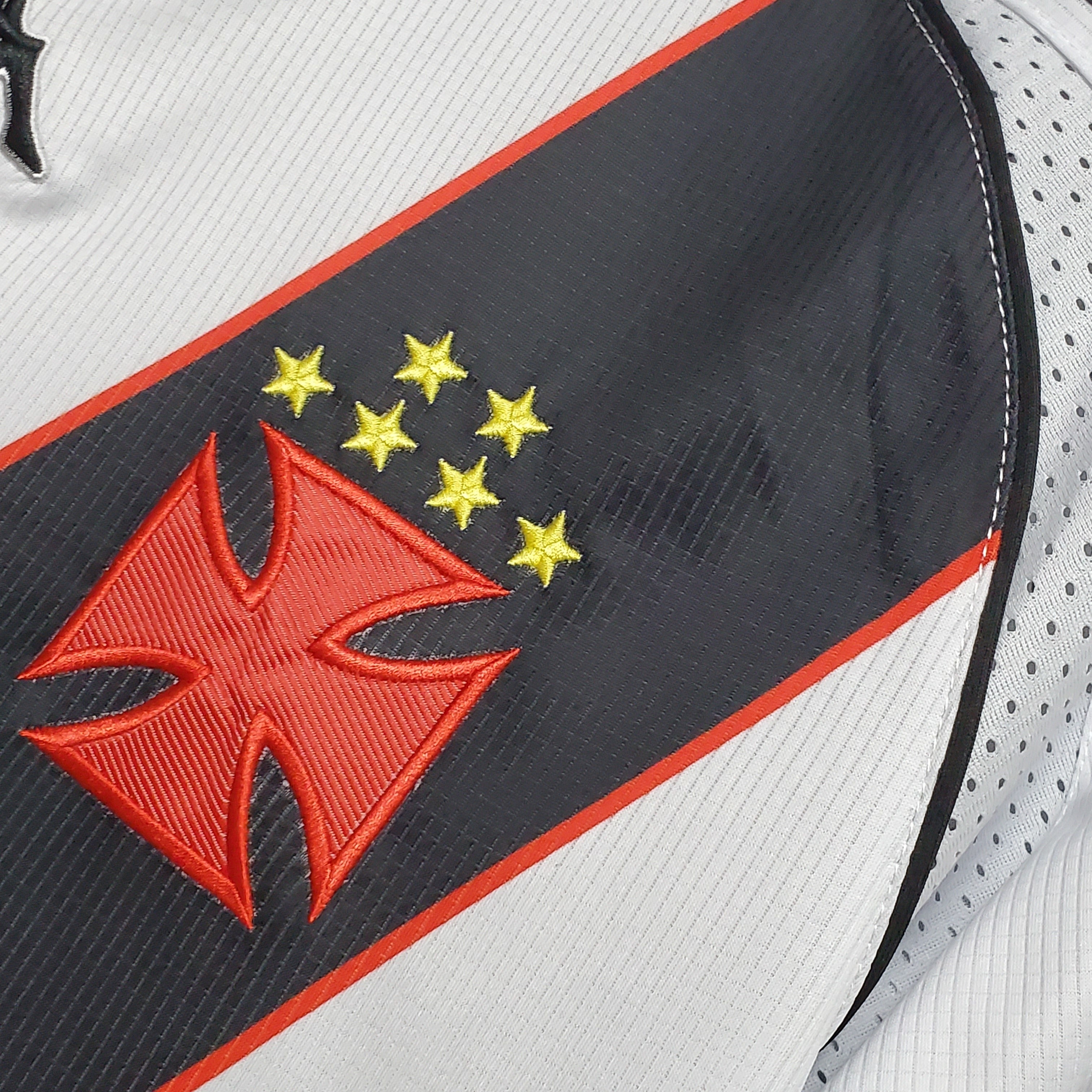 Vasco da Gama 2000 Away Shirt