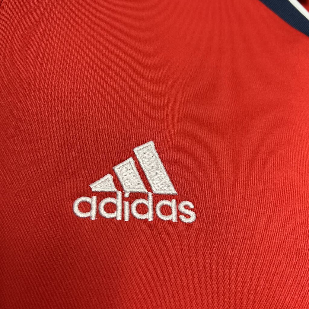 Bayern 01/02 Home Shirt