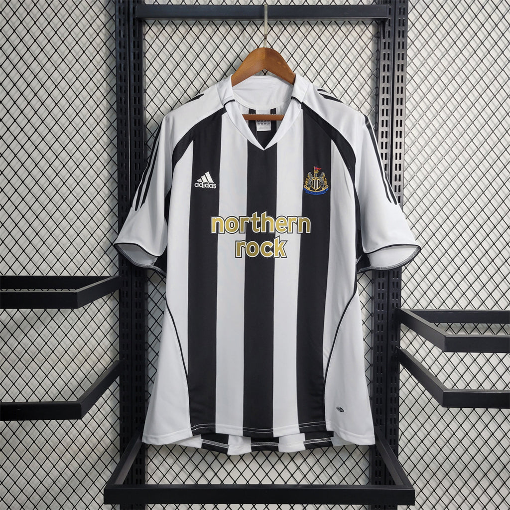 Newcastle 04/06 Home Shirt