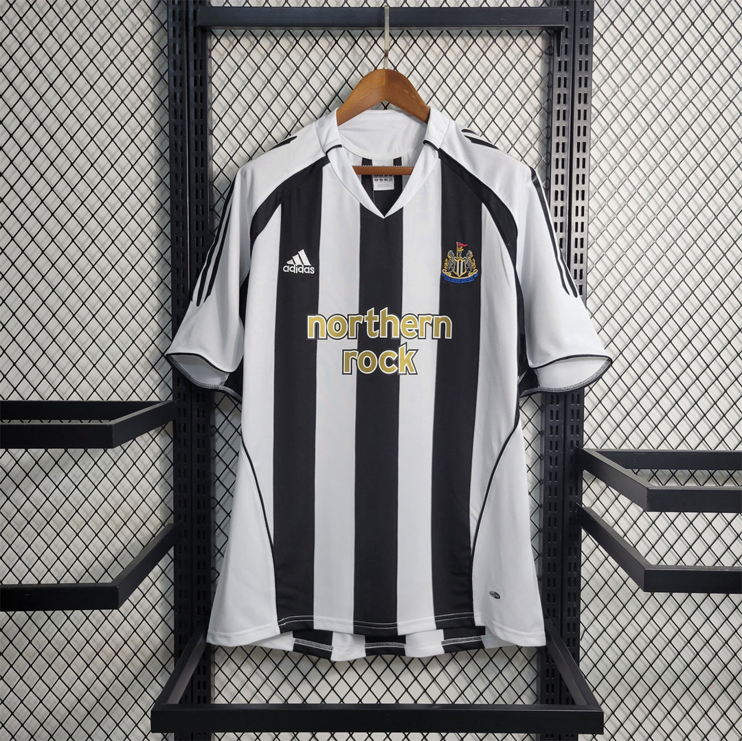 Newcastle 04/06 Home Shirt