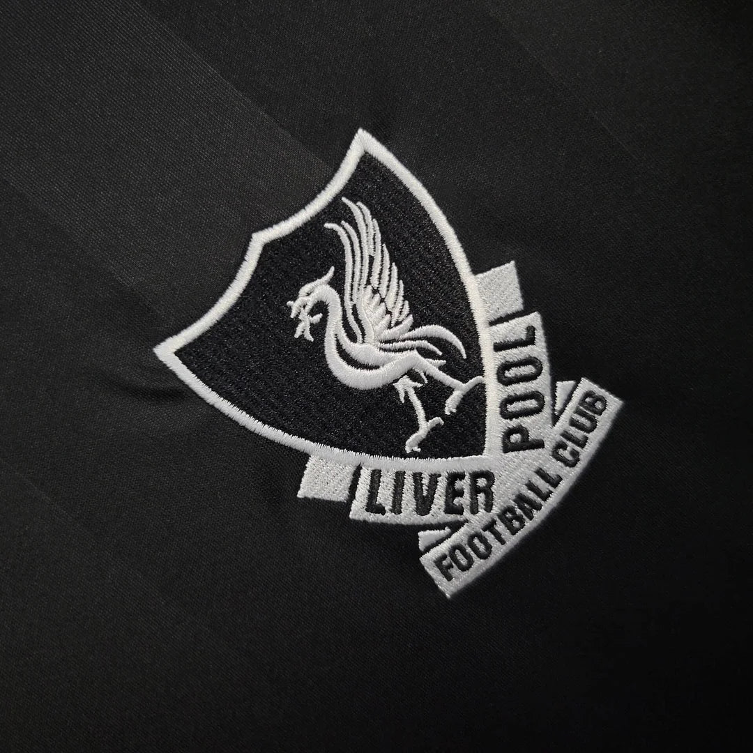 Liverpool 2025 Goalkeeper Shirt